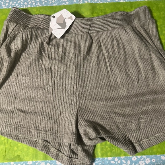 Small - Picture 5 of 5